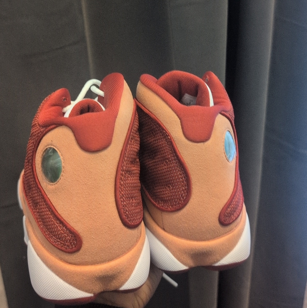 Men's Nike Air Jordan 13 Retro "Dune Reds" Size 11 NWOB - Picture 4 of 4